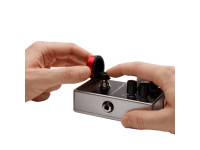 Daddario XPND Footswitch Topper Blue/Red 2-Pack Daddario XPND Footswitch Topper Blue/Red 2-Pack